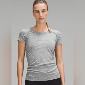 Lululemon swiftly tech short sleeve